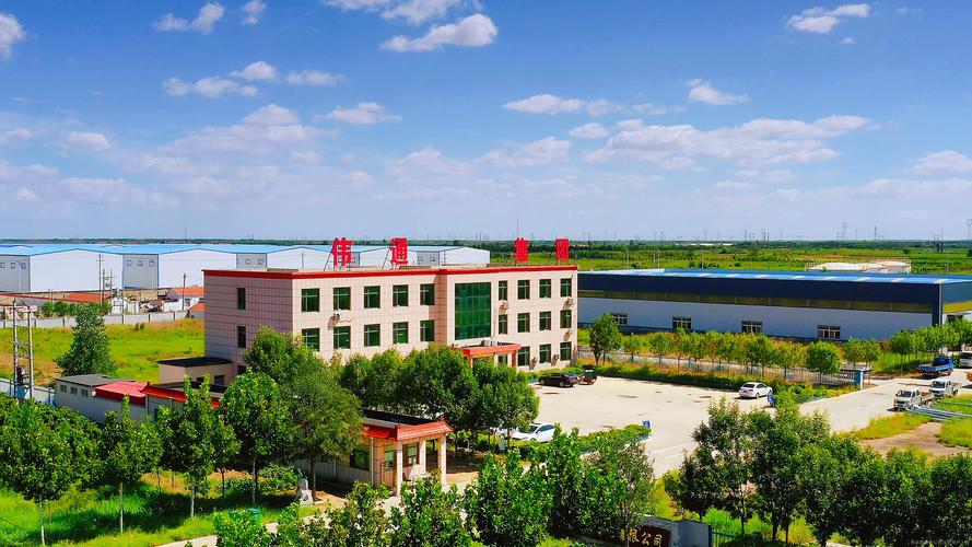 公司相册伟通集团是一家专业从事交通标牌标杆生产制造,公路工程,市政