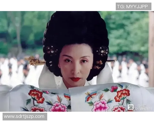 足球明星因丑闻入狱的真实故事改编电影揭示人生起伏与荣耀背后的阴暗面