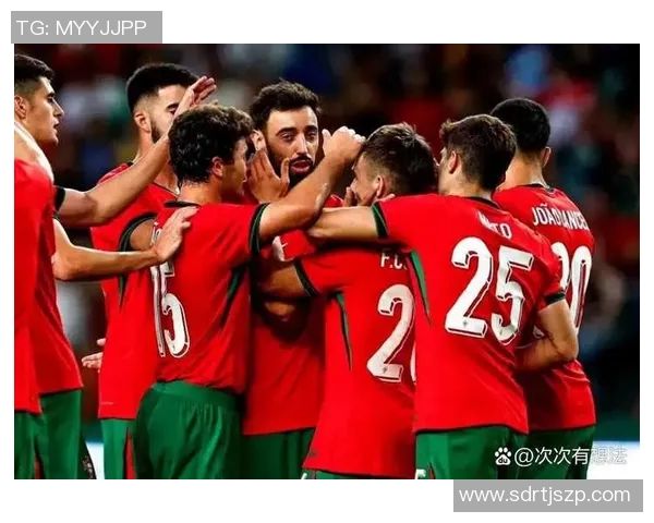 足球明星的魅力与成就评析:他们如何影响比赛与球迷心态 足球明星的魅力与成就评析:他们如何影响比赛与球迷心态